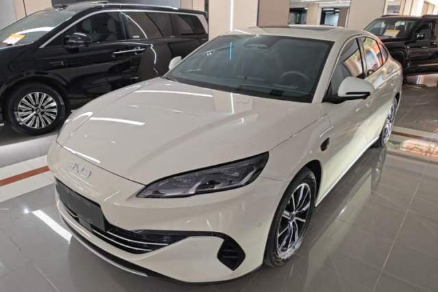 Używany BYD Seal 06 New Energy 2025 DM-i Smart Drive 120KM Deluxe Model