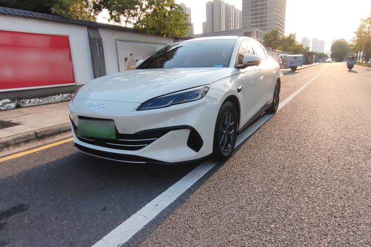 BYD Seal 06 New Energy 2025 DM-i Smart Drive 80KM Luxury Model