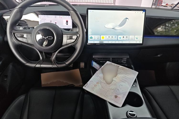 Used BYD Seal 06 New Energy 2025 EV 545KM Flagship Edition Center Console