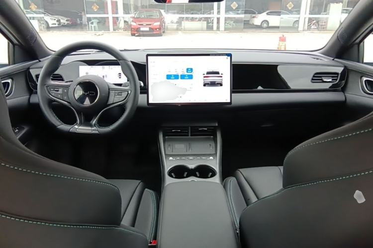 Used BYD Seal 06 New Energy 2025 EV 545KM Flagship Edition Center Console