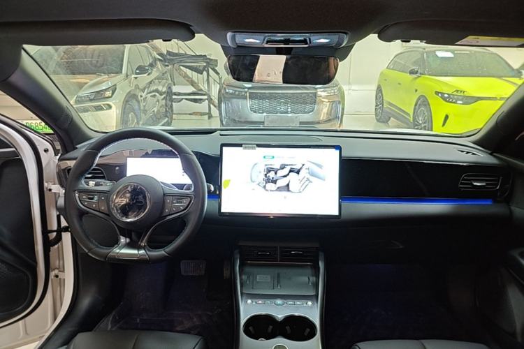 Used BYD Seal 06 New Energy 2025 EV 545KM Flagship Edition Center Console