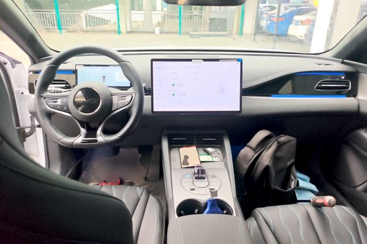 Used BYD Seal 06 New Energy 2025 DM-i Intelligent Drive 120KM Flagship Model Center Console