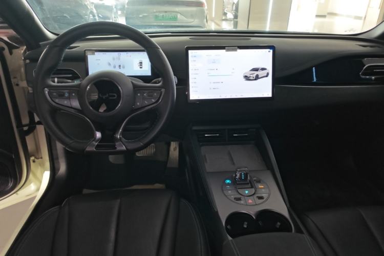 Used BYD Seal 06 New Energy 2025 DM-i Smart Drive 120KM Deluxe Model Center Console
