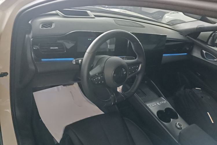 Used BYD Seal 06 New Energy 2025 EV 545KM Flagship Edition Center Console