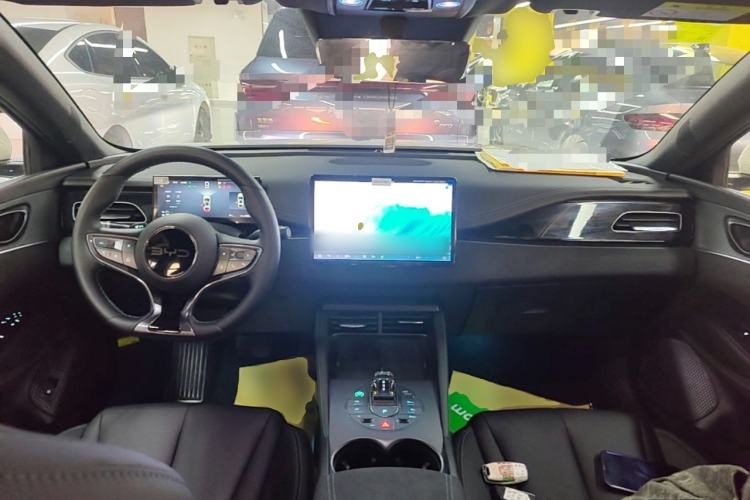 Used BYD Seal 06 New Energy 2025 DM-i Smart Drive 120KM Prestige Model Center Console