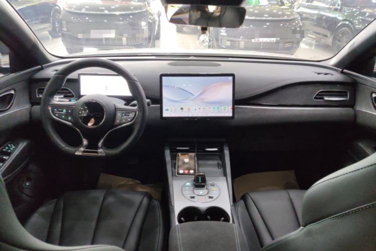 Used BYD Seal 06 New Energy 2025 DM-i Smart Drive 80KM Luxury Model Center Console