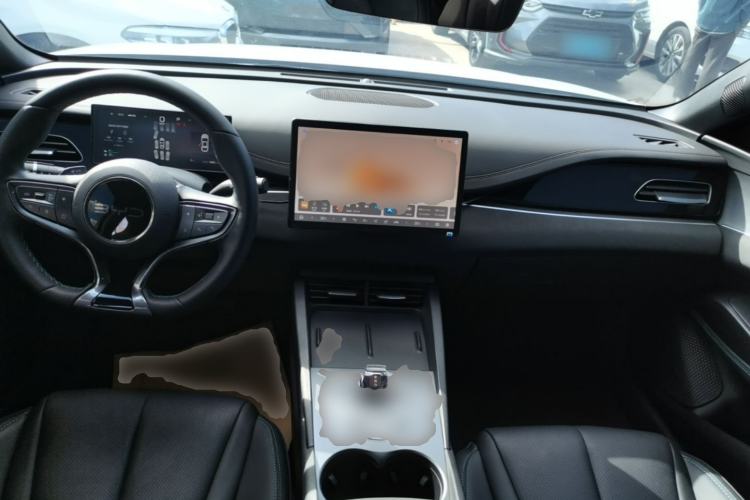 Used BYD Seal 06 New Energy 2025 DM-i Smart Drive 80KM Luxury Model Center Console