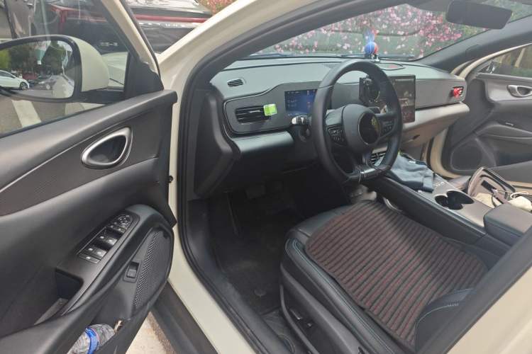 Used BYD Seal 06 New Energy 2025 EV 545KM Premium Edition Driver Seat