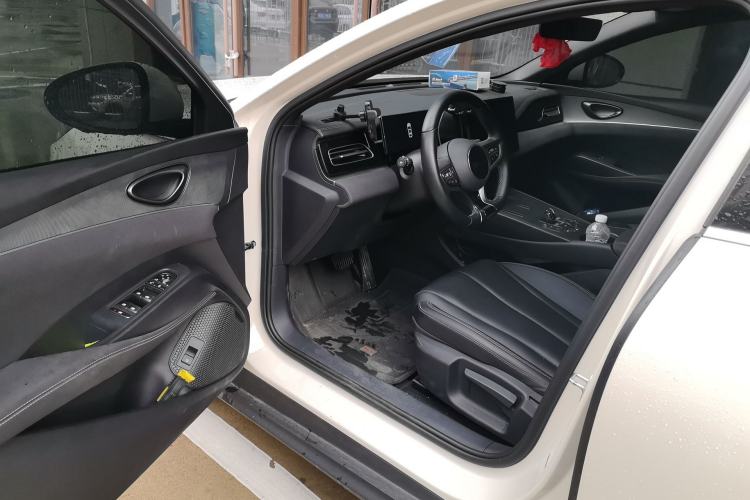 Used BYD Seal 06 New Energy 2025 DM-i Smart Drive 80KM Luxury Model Driver Seat