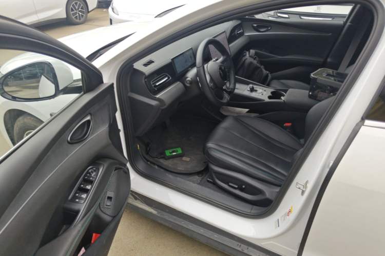 Used BYD Seal 06 New Energy 2025 DM-i Smart Drive 120KM Deluxe Model Driver Seat