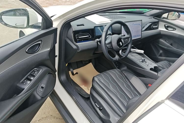 Used BYD Seal 06 New Energy 2025 DM-i Intelligent Drive 120KM Flagship Model Driver Seat