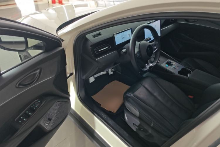Used BYD Seal 06 New Energy 2025 DM-i Smart Drive 120KM Deluxe Model Driver Seat