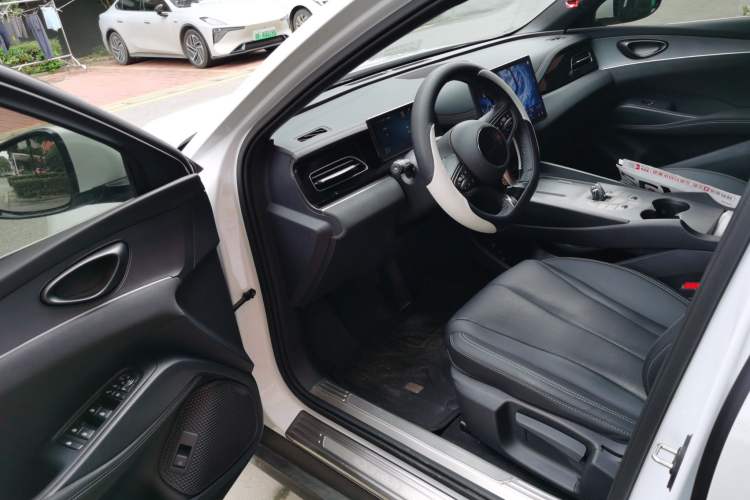 Used BYD Seal 06 New Energy 2025 DM-i Smart Drive 80KM Luxury Model Driver Seat