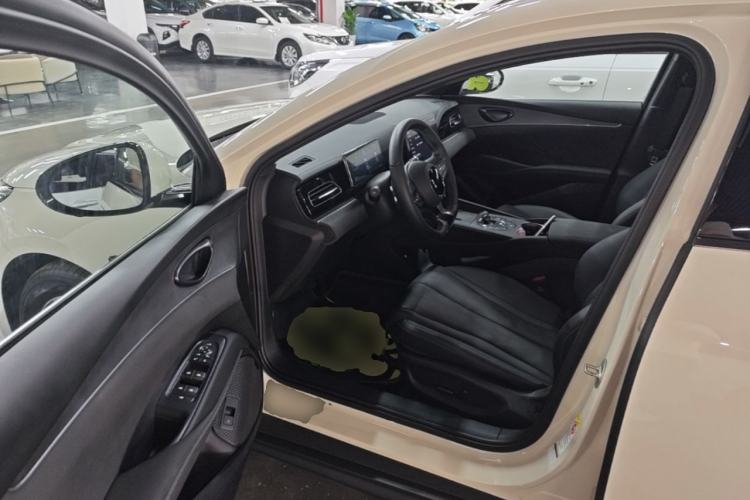 Used BYD Seal 06 New Energy 2025 DM-i Smart Drive 120KM Deluxe Model Driver Seat