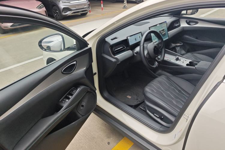 Used BYD Seal 06 New Energy 2025 DM-i Intelligent Drive 120KM Flagship Model Driver Seat