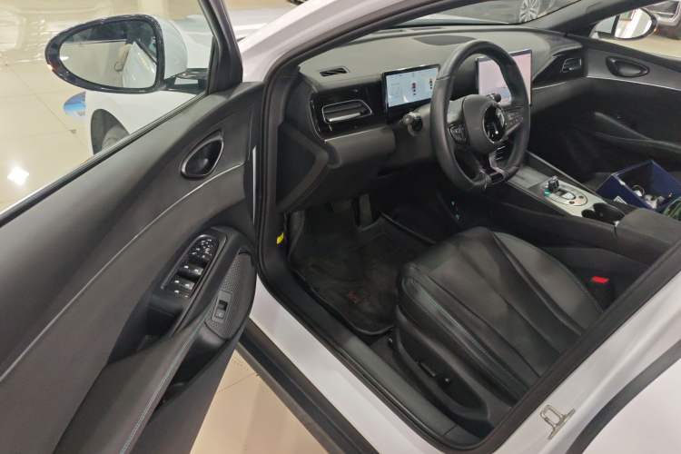 Used BYD Seal 06 New Energy 2025 DM-i Smart Drive 120KM Deluxe Model Driver Seat