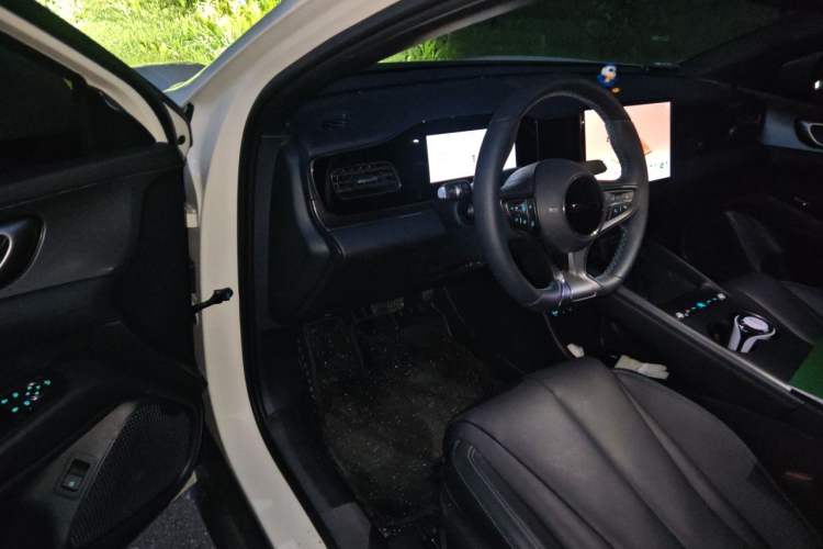 Used BYD Seal 06 New Energy 2025 EV 545KM Premium Edition Driver Seat