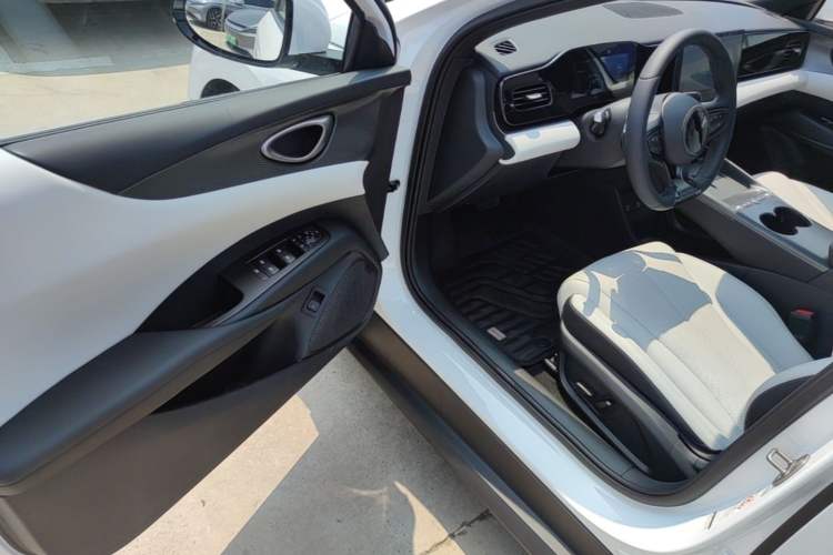 Used BYD Seal 06 New Energy 2025 EV 545KM Premium Edition Driver Seat