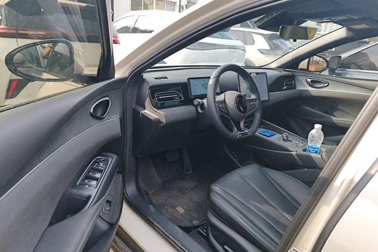 Used BYD Seal 06 New Energy 2025 DM-i Smart Drive 120KM Deluxe Model Driver Seat