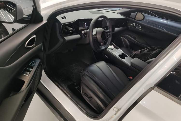 Used BYD Seal 06 New Energy 2025 EV 470KM Prestige Edition Driver Seat