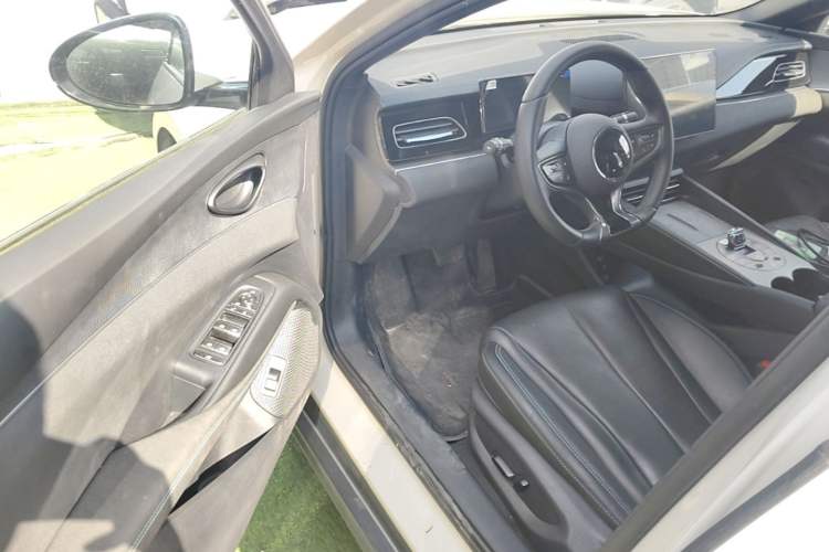 Used BYD Seal 06 New Energy 2025 DM-i Smart Drive 120KM Deluxe Model Driver Seat