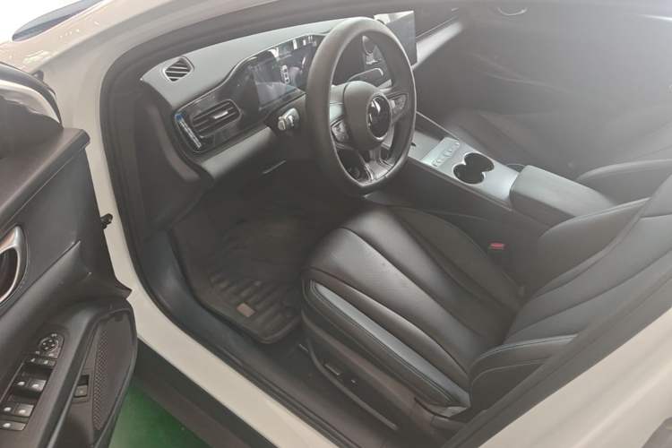Used BYD Seal 06 New Energy 2025 EV 470KM Prestige Edition Driver Seat