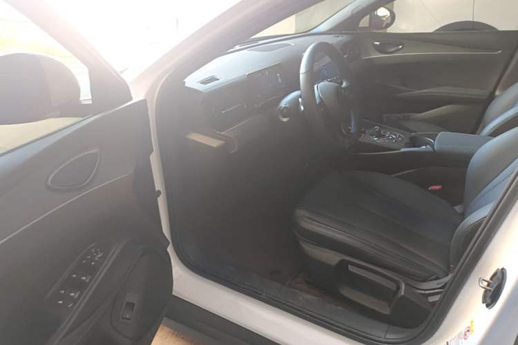 Used BYD Seal 06 New Energy 2025 DM-i Smart Drive 80KM Luxury Model Driver Seat