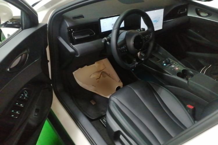 Used BYD Seal 06 New Energy 2025 DM-i Smart Drive 80KM Luxury Model Driver Seat