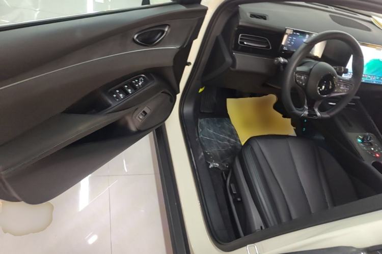 Used BYD Seal 06 New Energy 2025 DM-i Smart Drive 120KM Prestige Model Driver Seat