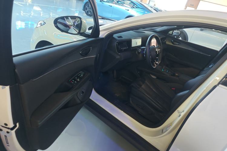 Used BYD Seal 06 New Energy 2025 DM-i Smart Drive 120KM Deluxe Model Driver Seat