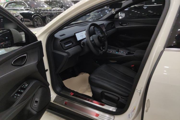 Used BYD Seal 06 New Energy 2025 DM-i Smart Drive 80KM Luxury Model Driver Seat