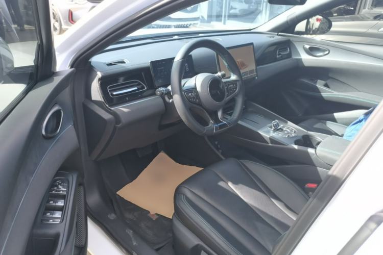 Used BYD Seal 06 New Energy 2025 DM-i Smart Drive 80KM Luxury Model Driver Seat
