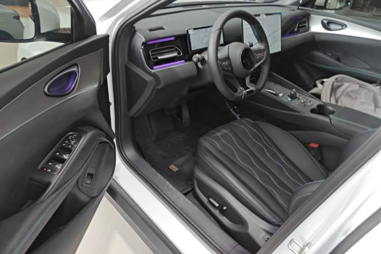 Used BYD Seal 06 New Energy 2025 DM-i Intelligent Drive 120KM Flagship Model Driver Seat