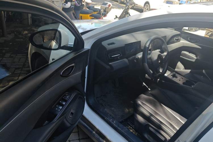Used BYD Seal 06 New Energy 2025 DM-i Smart Drive 80KM Luxury Model Driver Seat