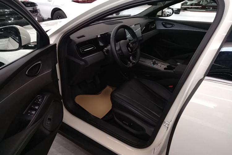 Used BYD Seal 06 New Energy 2025 DM-i Smart Drive 120KM Deluxe Model Driver Seat
