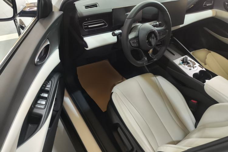 Used BYD Seal 06 New Energy 2025 DM-i Smart Drive 80KM Luxury Model Driver Seat