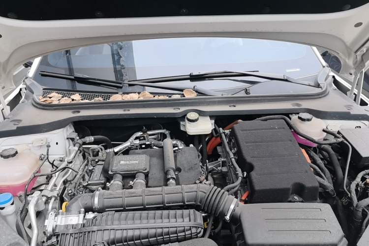 Used BYD Seal 06 New Energy 2025 DM-i Smart Drive 120KM Deluxe Model Engine Bay