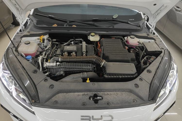 Used BYD Seal 06 New Energy 2025 DM-i Smart Drive 80KM Luxury Model Engine Bay