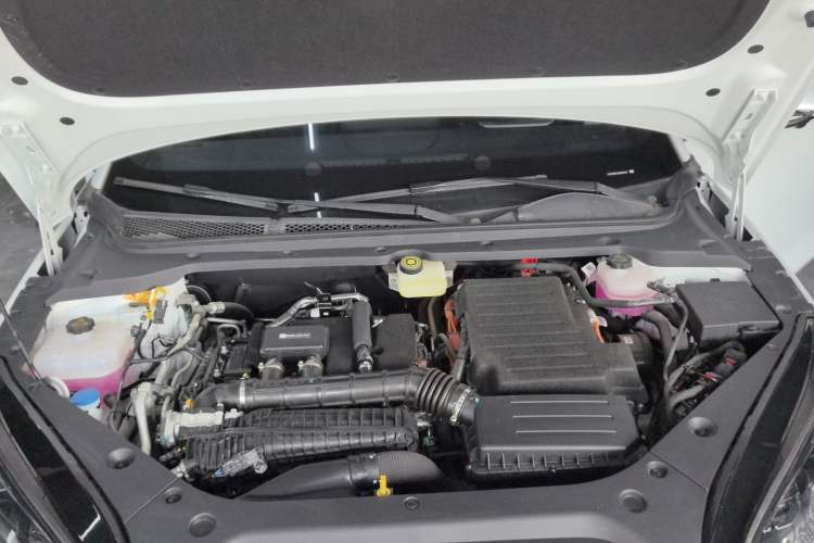 Used BYD Seal 06 New Energy 2025 DM-i Smart Drive 80KM Luxury Model Engine Bay