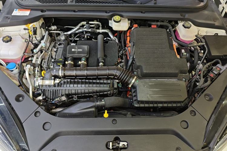 Used BYD Seal 06 New Energy 2025 DM-i Smart Drive 80KM Luxury Model Engine Bay