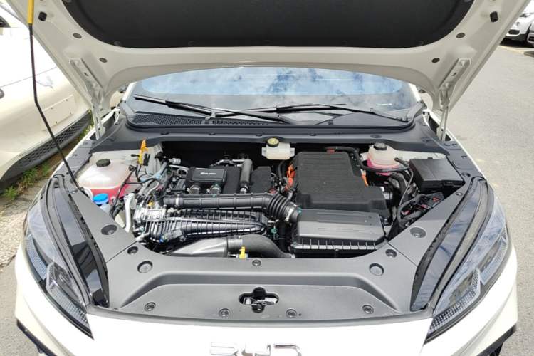 Used BYD Seal 06 New Energy 2025 DM-i Smart Drive 80KM Luxury Model Engine Bay