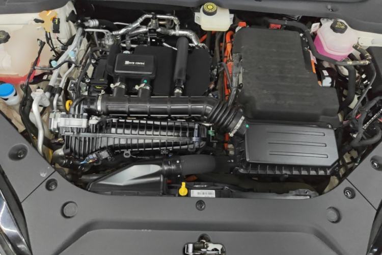 Used BYD Seal 06 New Energy 2025 DM-i Smart Drive 80KM Luxury Model Engine Bay