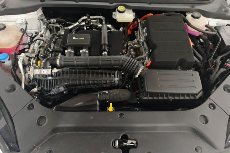 Used BYD Seal 06 New Energy 2025 DM-i Smart Drive 120KM Deluxe Model Engine Bay
