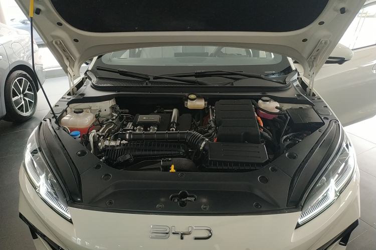 Used BYD Seal 06 New Energy 2025 DM-i Smart Drive 120KM Deluxe Model Engine Bay