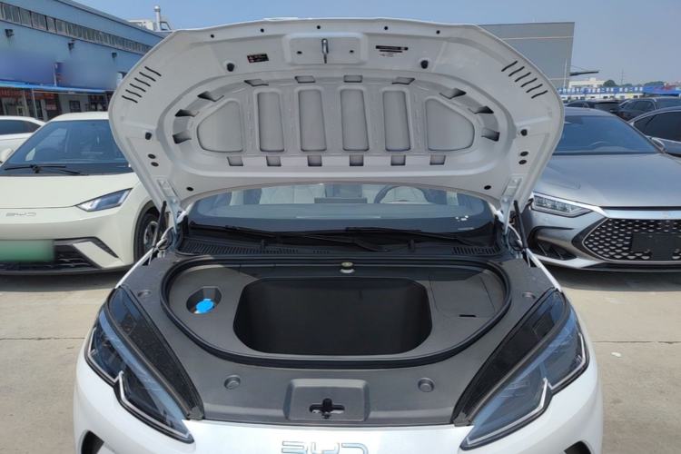 Used BYD Seal 06 New Energy 2025 EV 545KM Premium Edition Engine Bay