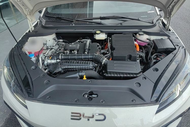 Used BYD Seal 06 New Energy 2025 DM-i Smart Drive 120KM Deluxe Model Engine Bay