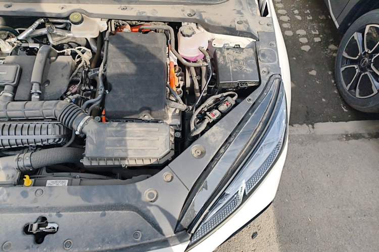 Used BYD Seal 06 New Energy 2025 DM-i Smart Drive 120KM Deluxe Model Engine Bay Left