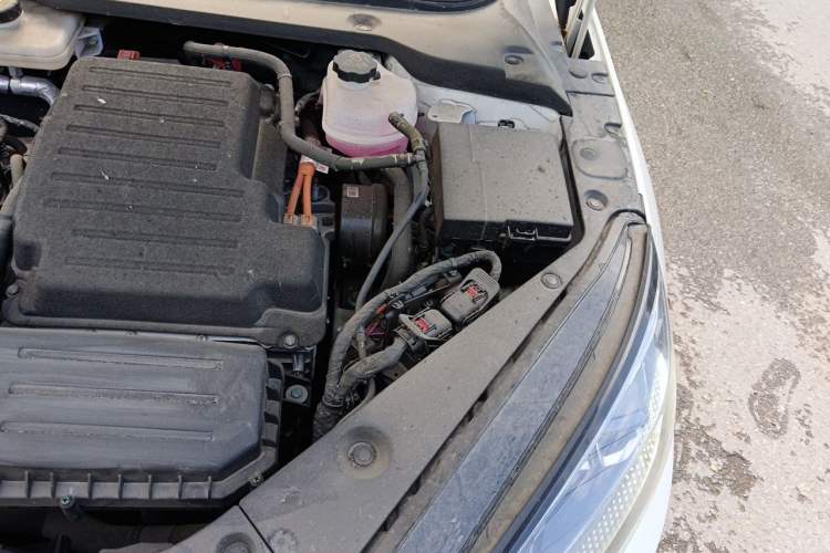 Used BYD Seal 06 New Energy 2025 DM-i Smart Drive 80KM Luxury Model Engine Bay Left
