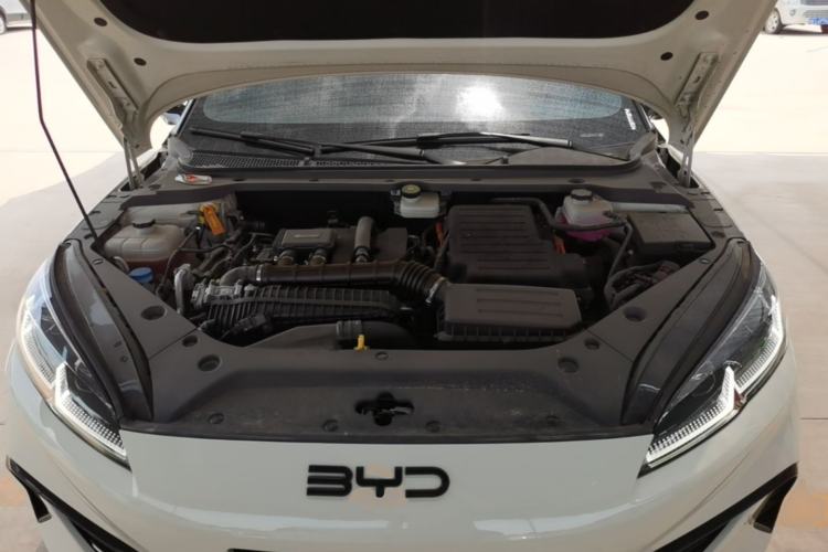 Used BYD Seal 06 New Energy 2025 DM-i Smart Drive 80KM Luxury Model Engine Bay