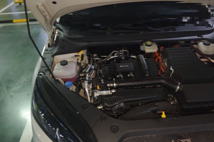Used BYD Seal 06 New Energy 2025 DM-i Smart Drive 80KM Luxury Model Engine Bay Right